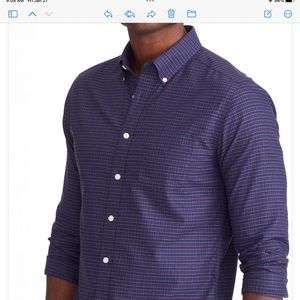 Classic Untuckit men’s cotton button down